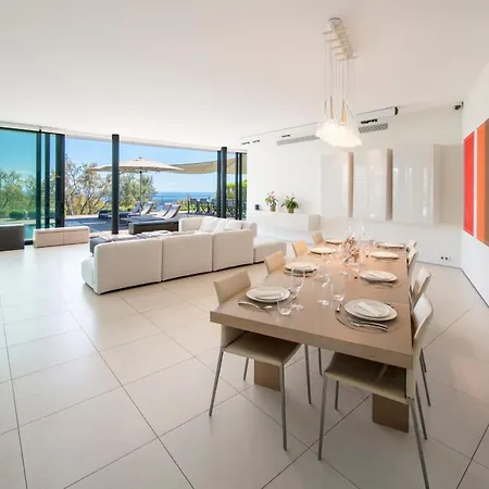 Ref 2118 - Cannes - Sea View For Rent Vallauris