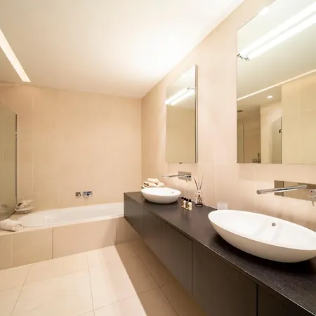 Ref 2118 - Cannes - Sea View For Rent